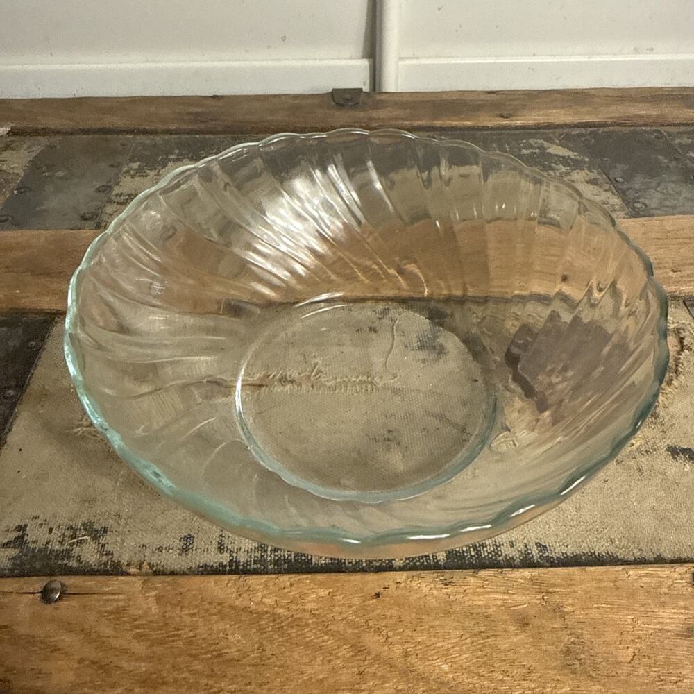 Vintage KIG Indonesia Clear Glass Bowl Scalloped Swirl Elegant Dish 6.75”